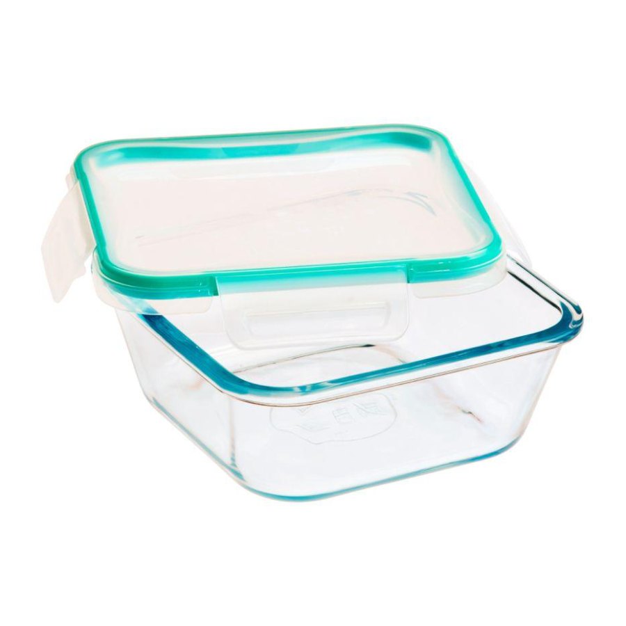 Snapware production: glass from the pyrex line